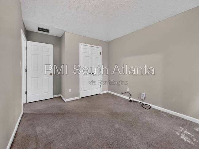Building Photo - 5722 Shoals Pl Trail