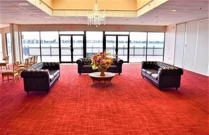 Building Photo - 115 Lake Emerald Dr