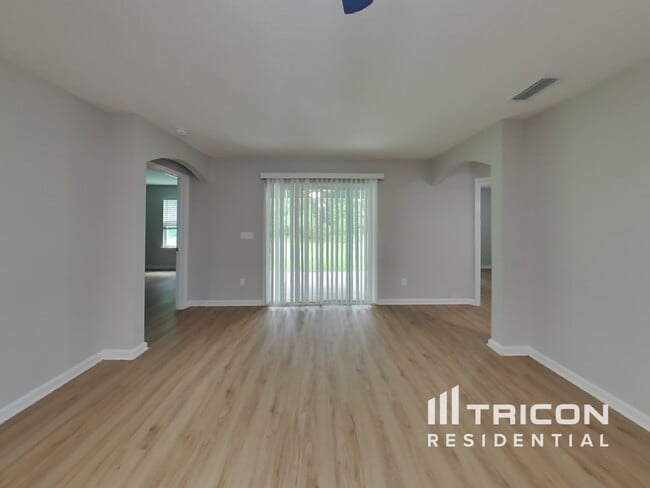 Building Photo - 78611 Rock Ct