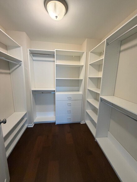 Building Photo - 115 Winslow Cir