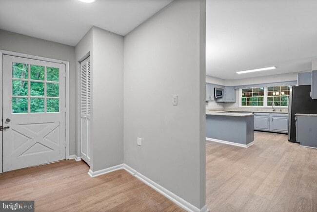 Building Photo - 7795 Penn Manor Ct