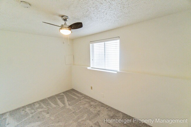 Building Photo - Recently Updated Single Family Home On The...