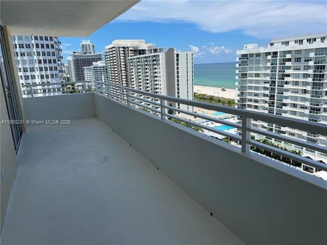 Building Photo - 5600 Collins Ave