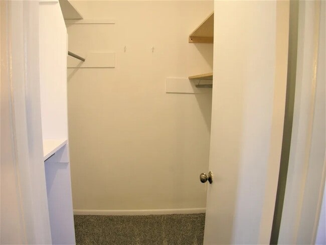 Building Photo - 1514 Shepard Cir