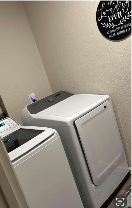 Building Photo - 141 Kaseberg Dr