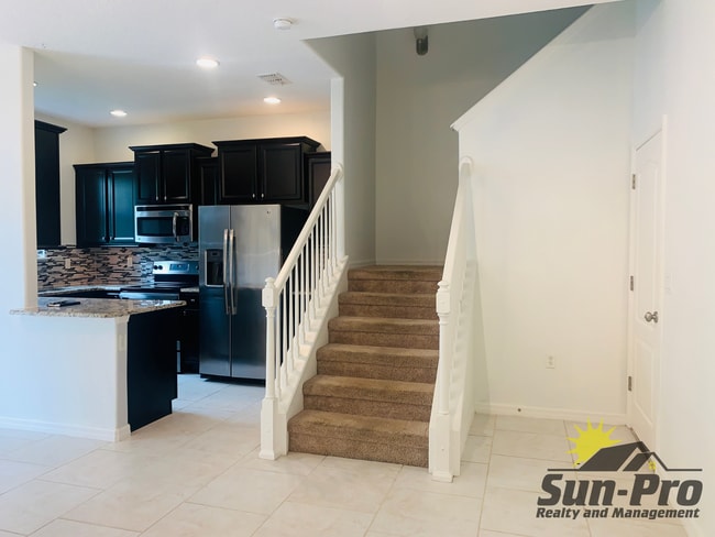 Building Photo - 147 Aston Grande Dr