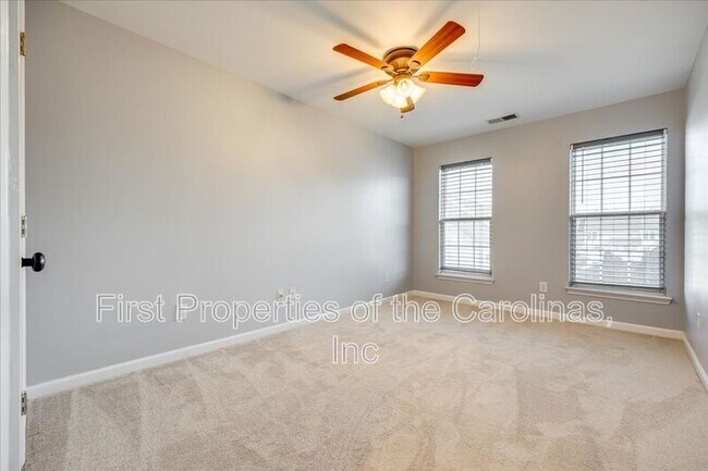 Building Photo - 618 Bayou Cir