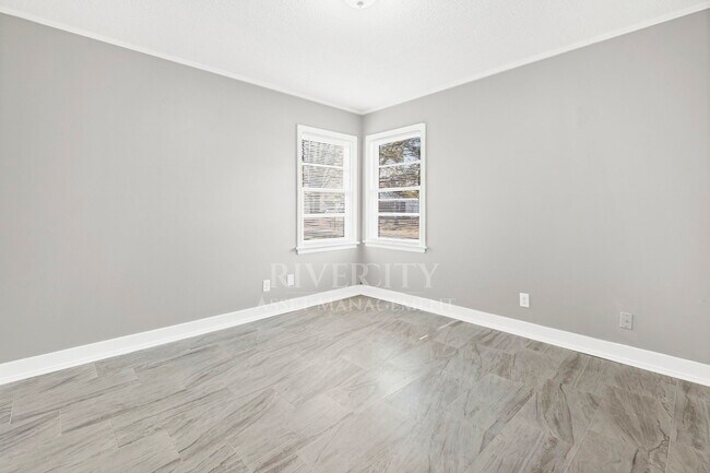 Building Photo - 4056 Grantham Rd