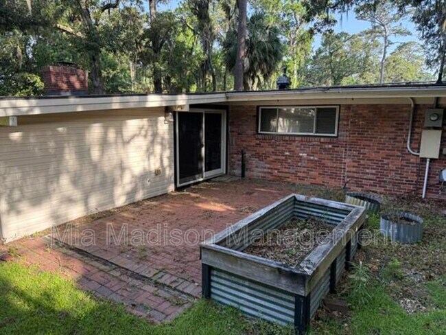 Building Photo - 146 Jacquelyn Dr