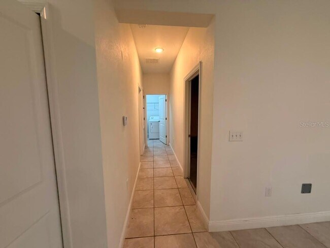 Building Photo - 7855 SW 127th Loop