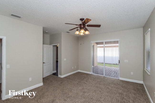 Building Photo - 1420 Bridgeport Cir