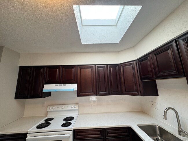 Building Photo - 11309 Calico Dr