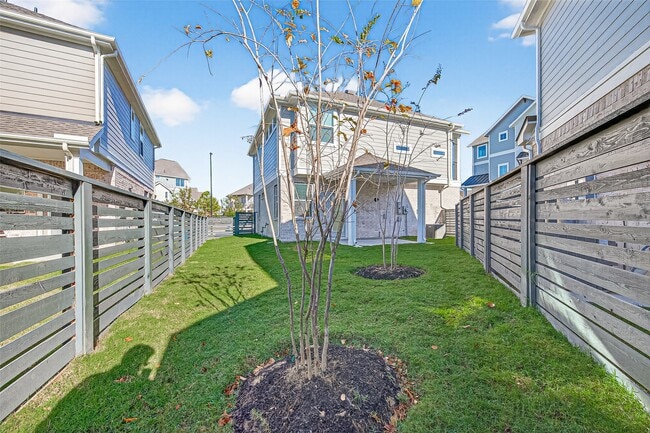 Building Photo - 15126 Dry Crk Jct Pl