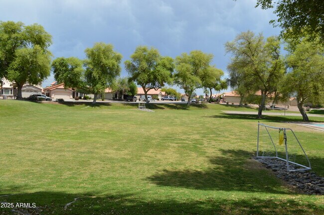 Building Photo - 1199 W Jeanine Dr