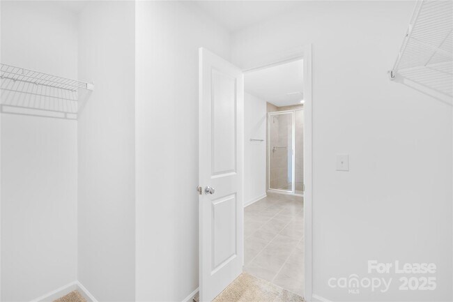 Building Photo - 14032 Penbury Ln