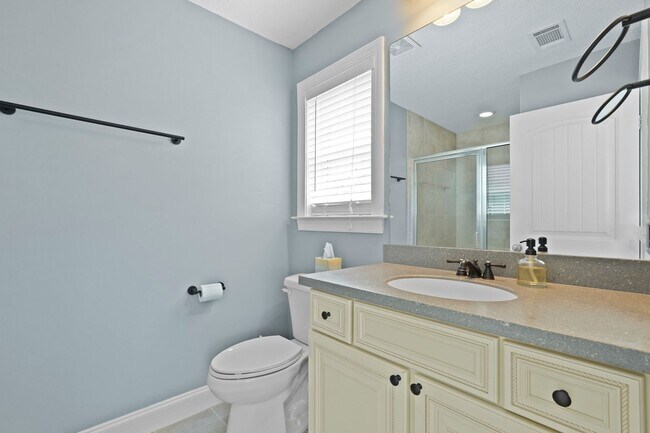 Building Photo - 3 Bedroom Dunham Marsh Beauty with Outdoor Fireplace and Resort-Style Community Amenities