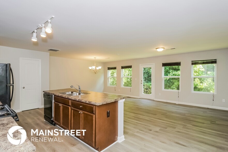 Building Photo - 26 Lila Way