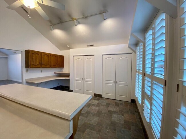 Building Photo - SPACIOUS HOME IN SANTA CLARA COMING SOON!