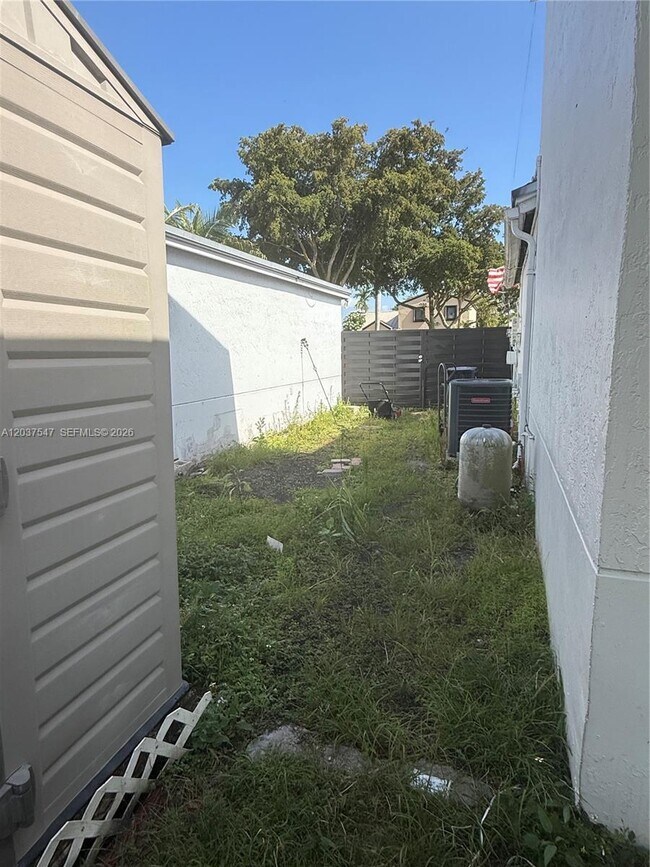 Building Photo - 11921 SW 273rd St