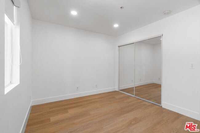 Building Photo - 16100 Sunset Blvd