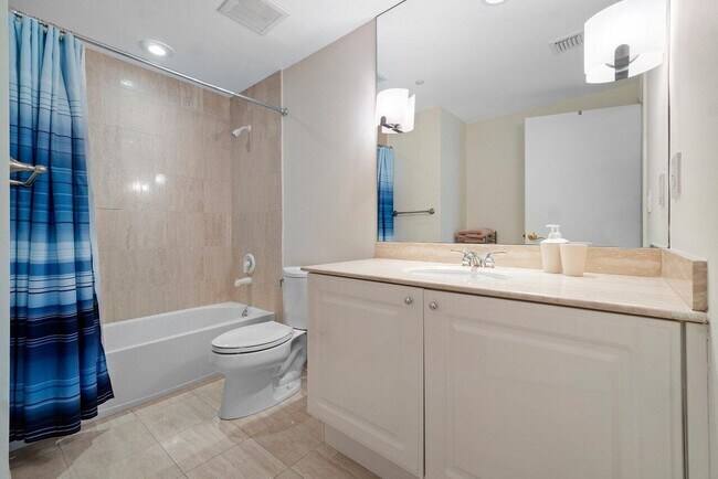 Building Photo - 3720 S Ocean Blvd