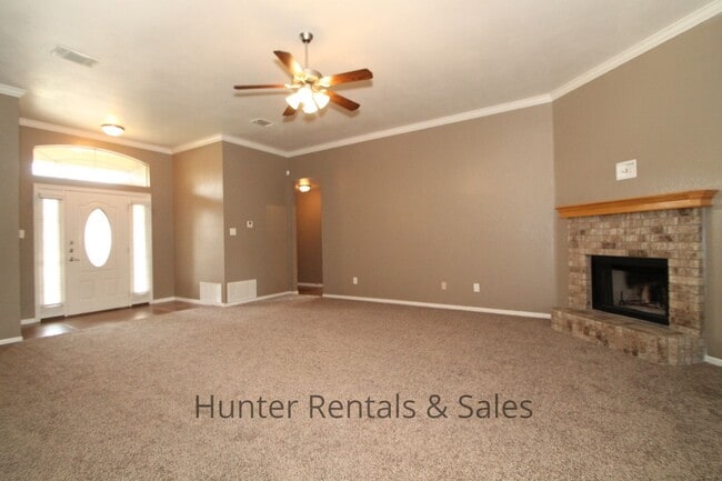 Building Photo - Timber Ridge Estates Beauty!