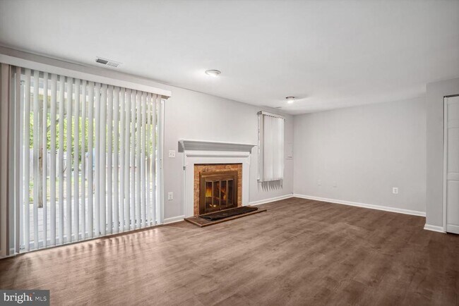 Building Photo - 7759 Asterella Ct