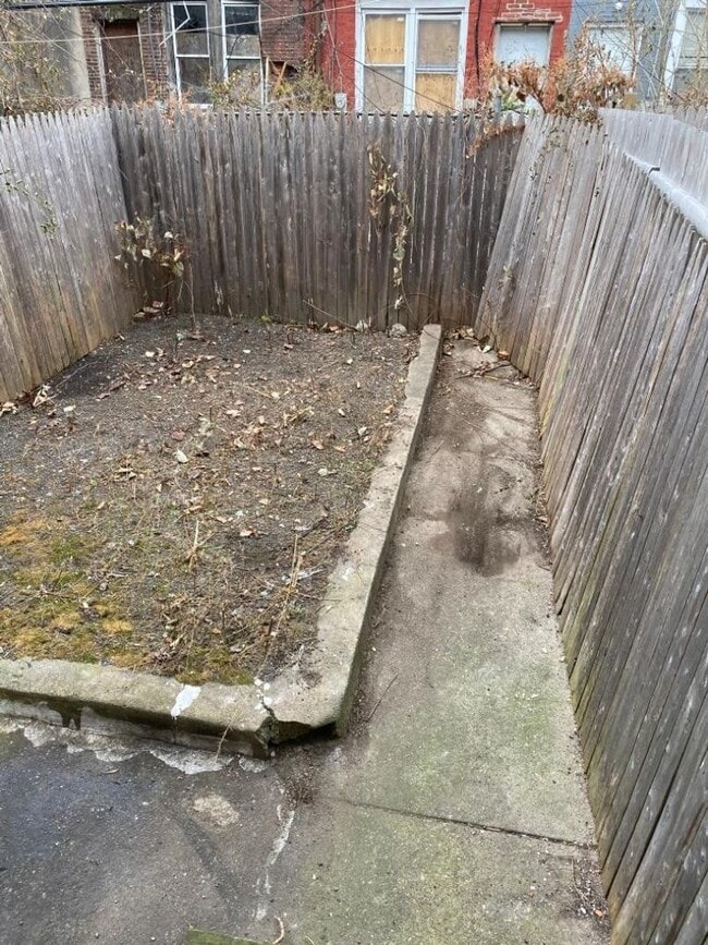 Building Photo - 3BD/1BA West Philadelphia Home Available NOW!