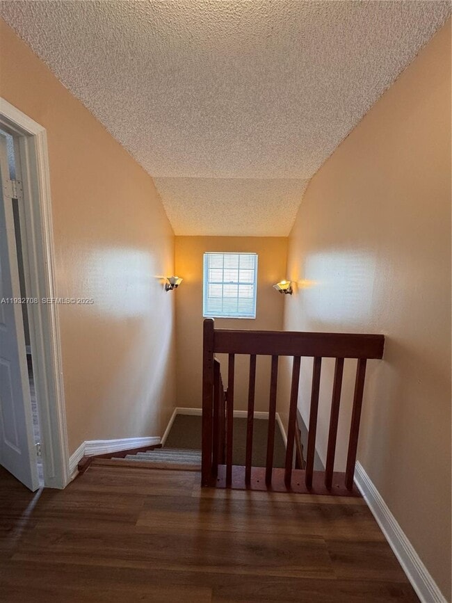 Building Photo - 3410 Java Plum Ave