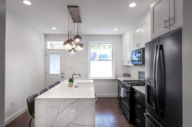 Kitchen - 10 S Curley St