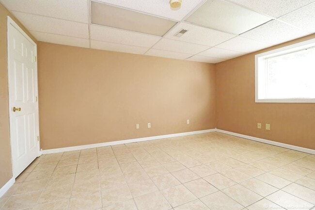 Building Photo - House In Cape Girardeau