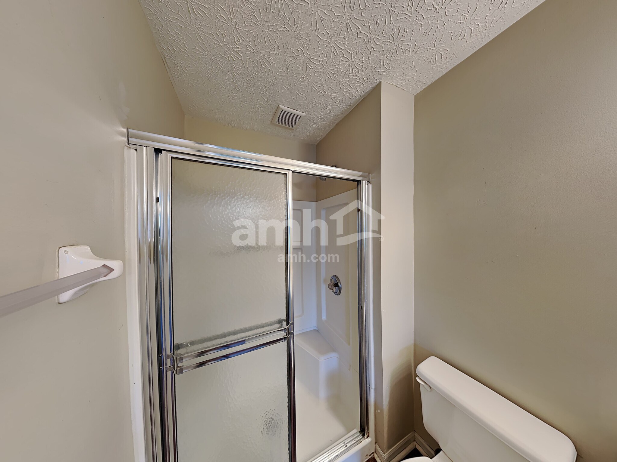 Building Photo - 6429 Ewen Cir