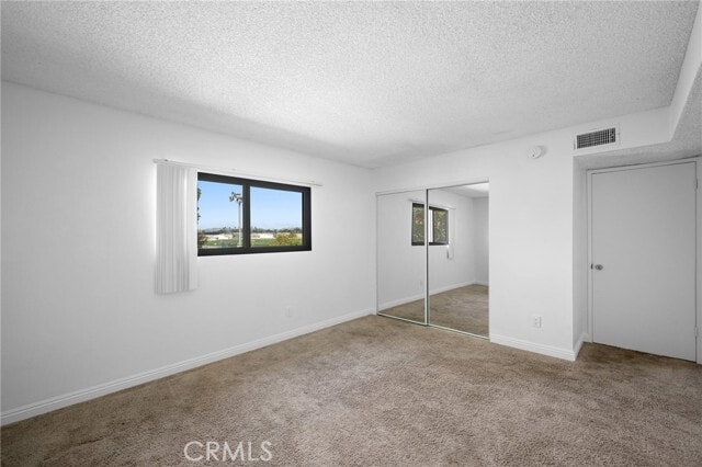 Building Photo - 16226 Vanowen St