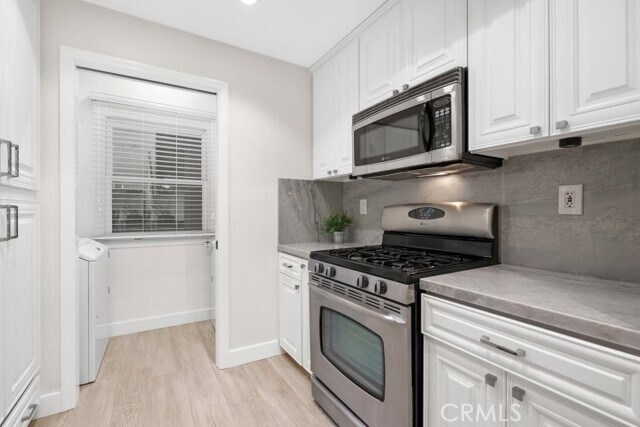 Building Photo - 1900 CA-1