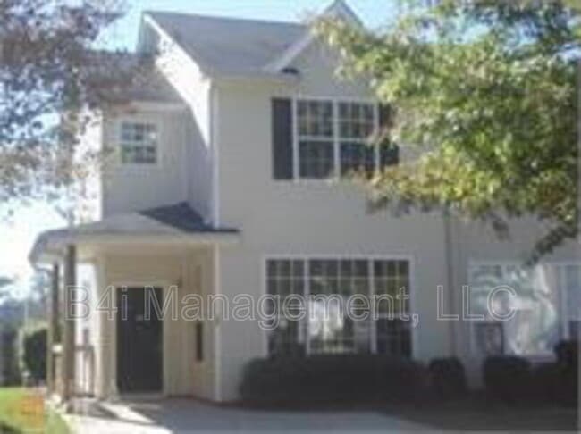 Building Photo - 2423 Brianna Dr