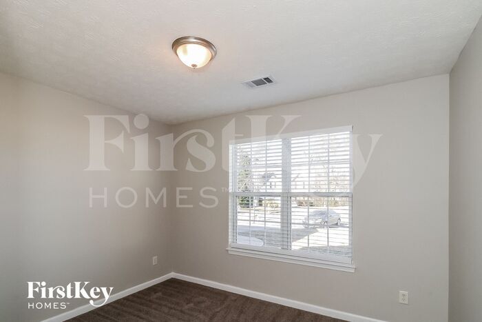 Building Photo - 569 Kirtley Ct