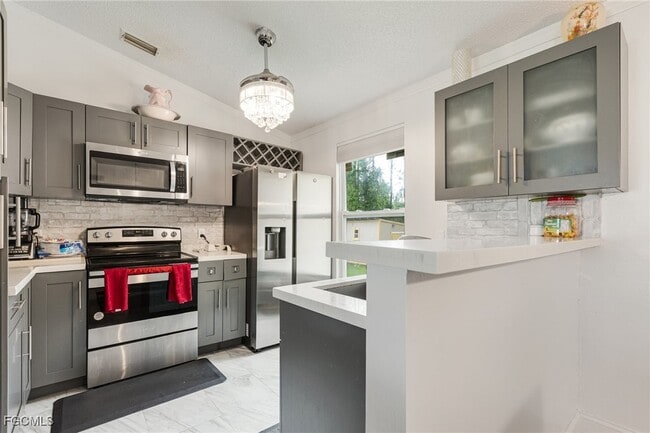 Building Photo - 503 East 13th Street