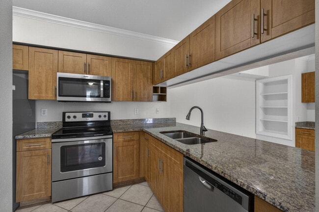 Building Photo - 6510 Emerald Dunes Dr