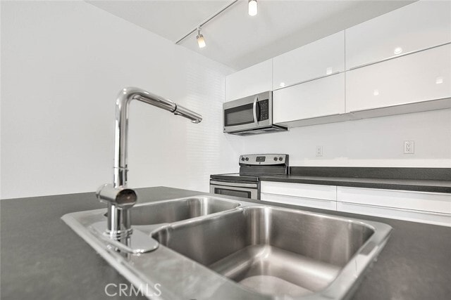 Building Photo - 35974 Lindera Ct