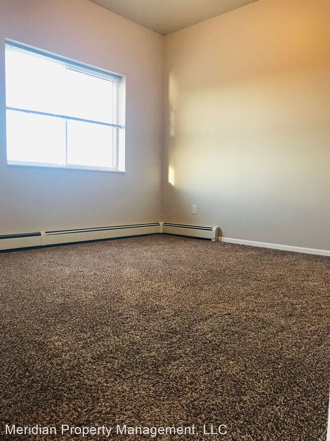 Building Photo - 3 br, 2 bath Apartment - 1781 35th St S 17...