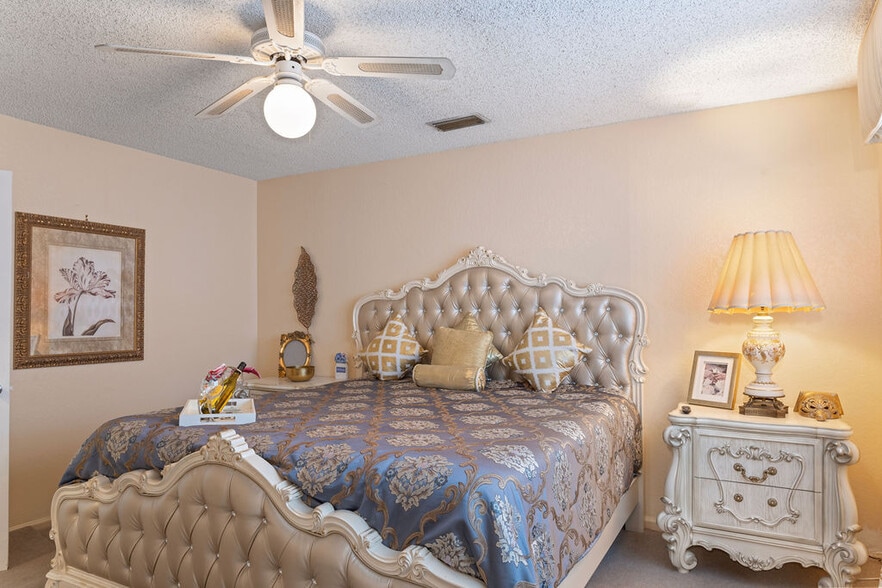 Building Photo - 7560 NW 16th St