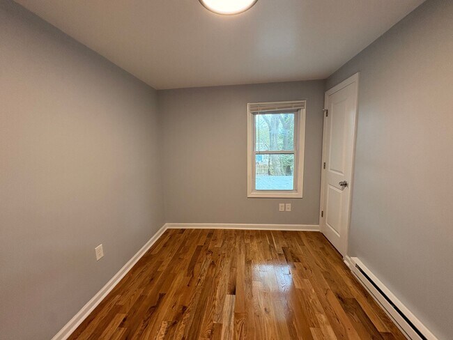 Building Photo - Beautiful, Newly Renovated 6 Bedroom 2 1/2 Bathroom Single Family House Available for Rent in Asb...
