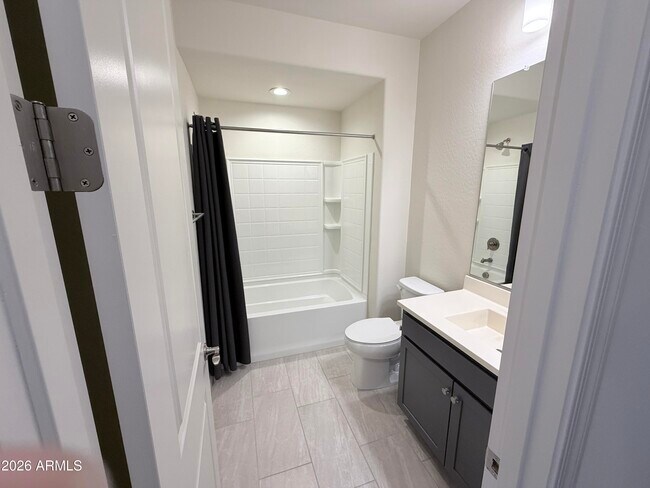 Building Photo - 2030 W Sierra Sunset Trail