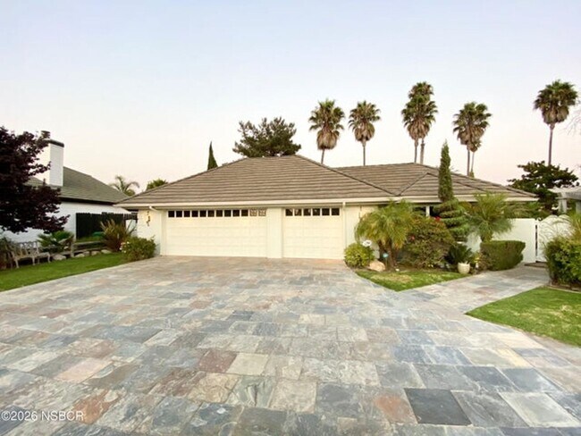 Building Photo - 4379 Foxburrow Ct