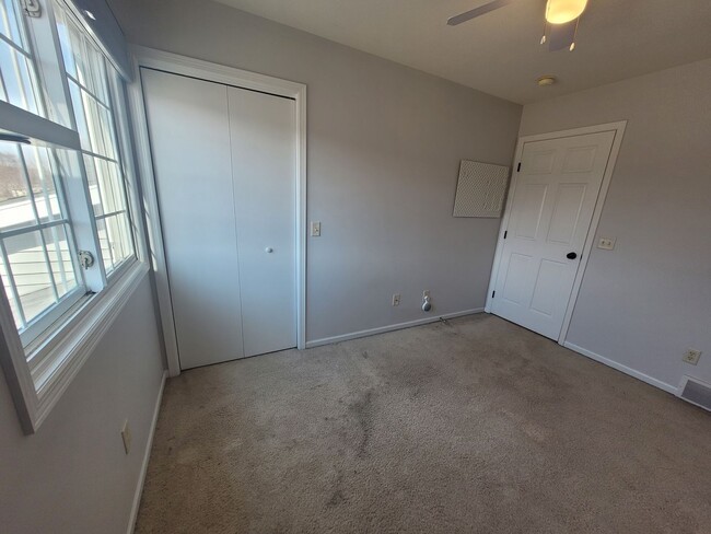 Building Photo - 2255 Vesterheim St