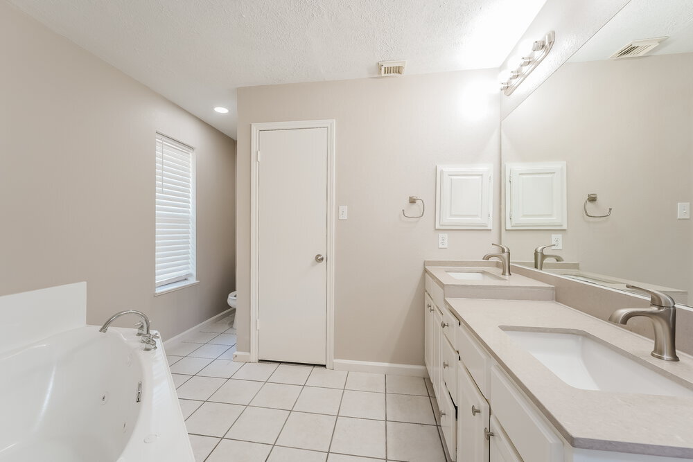 Building Photo - 22111 Eagle Meadow Dr
