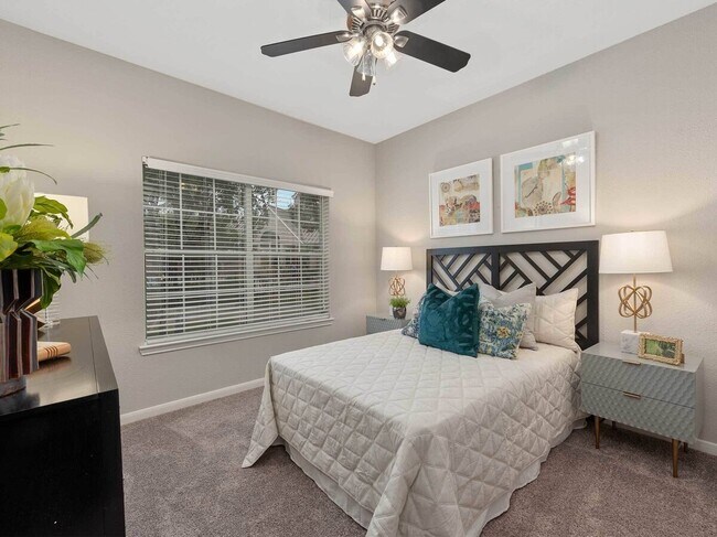 Building Photo - Ready to Move? Let’s Make It Happen!