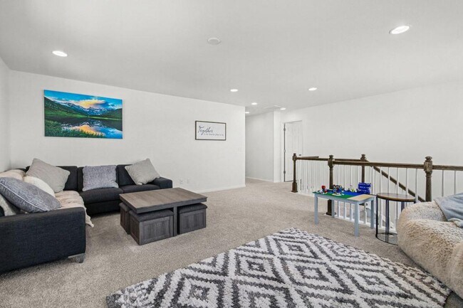 Building Photo - 4230 Satinwood Dr