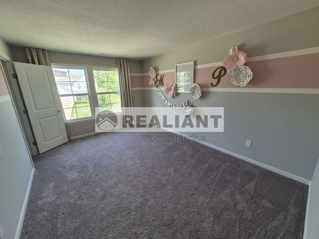 Building Photo - 10513 Greenbrook Dr