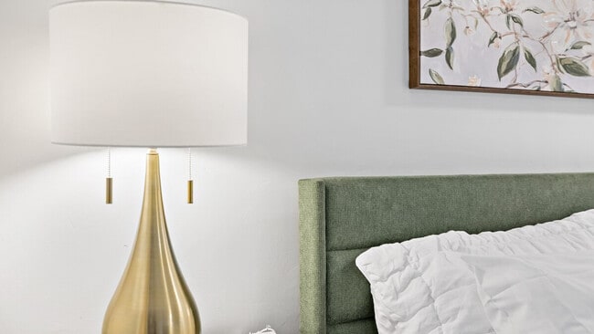 Building Photo - 3590 Water St NW